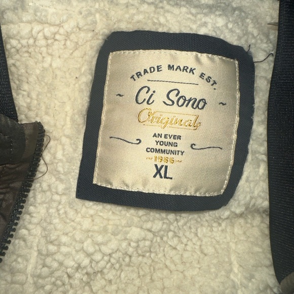 Army Jacket - Picture 9 of 12